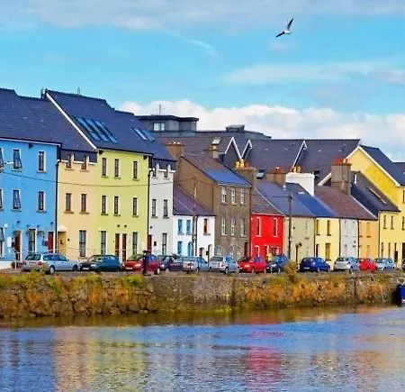 Apartment Tigh Na Mara, Brand New Semi-detached House, Furbo