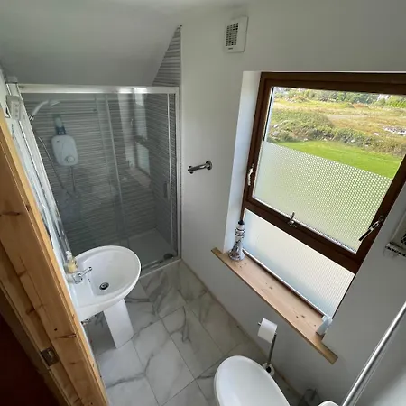 Tigh Na Mara, Brand New Semi-detached House, Apartment *